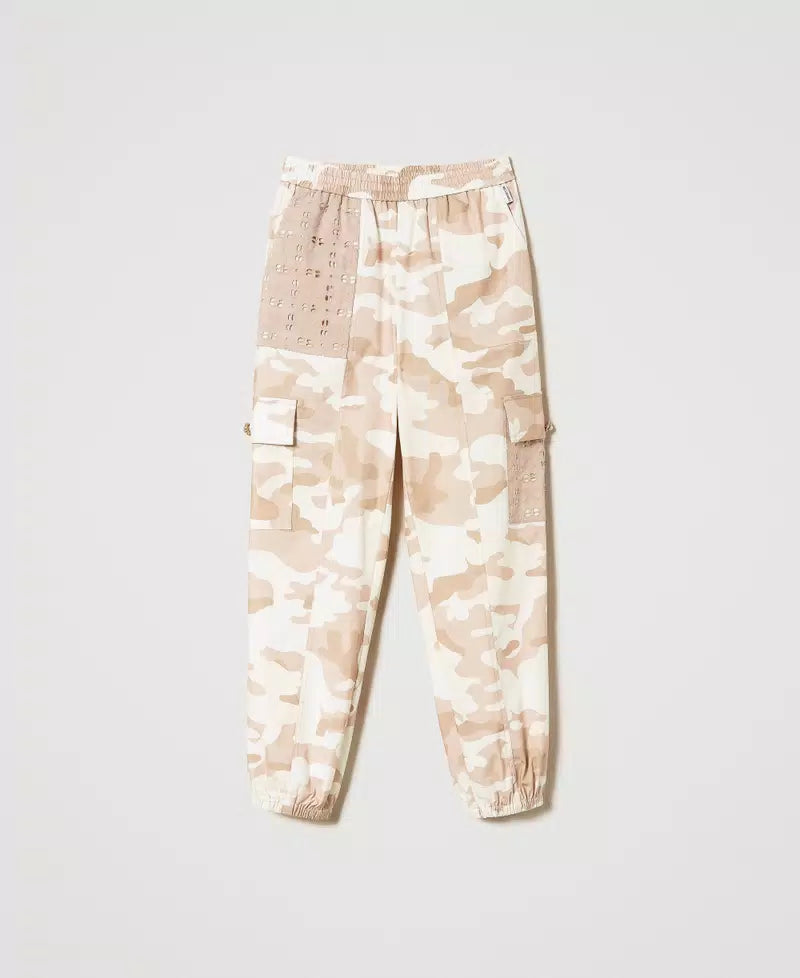 Pantaloni cargo a stampa camouflage TWINSET