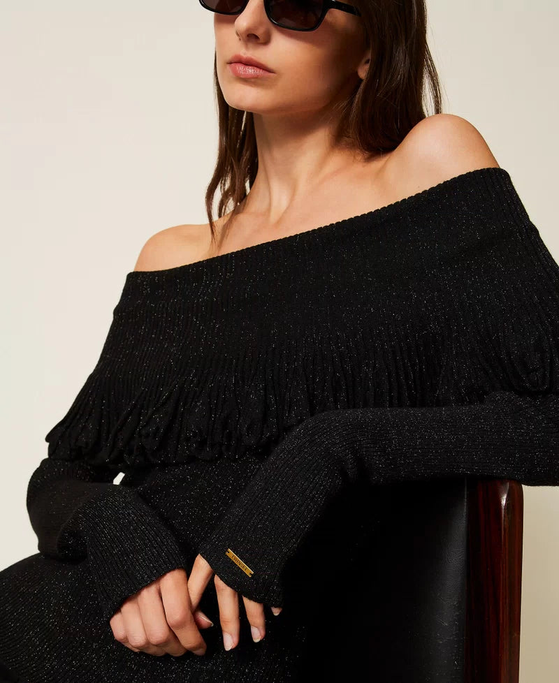 Maglia con collo off shoulder  CON VOLANT TWINSET