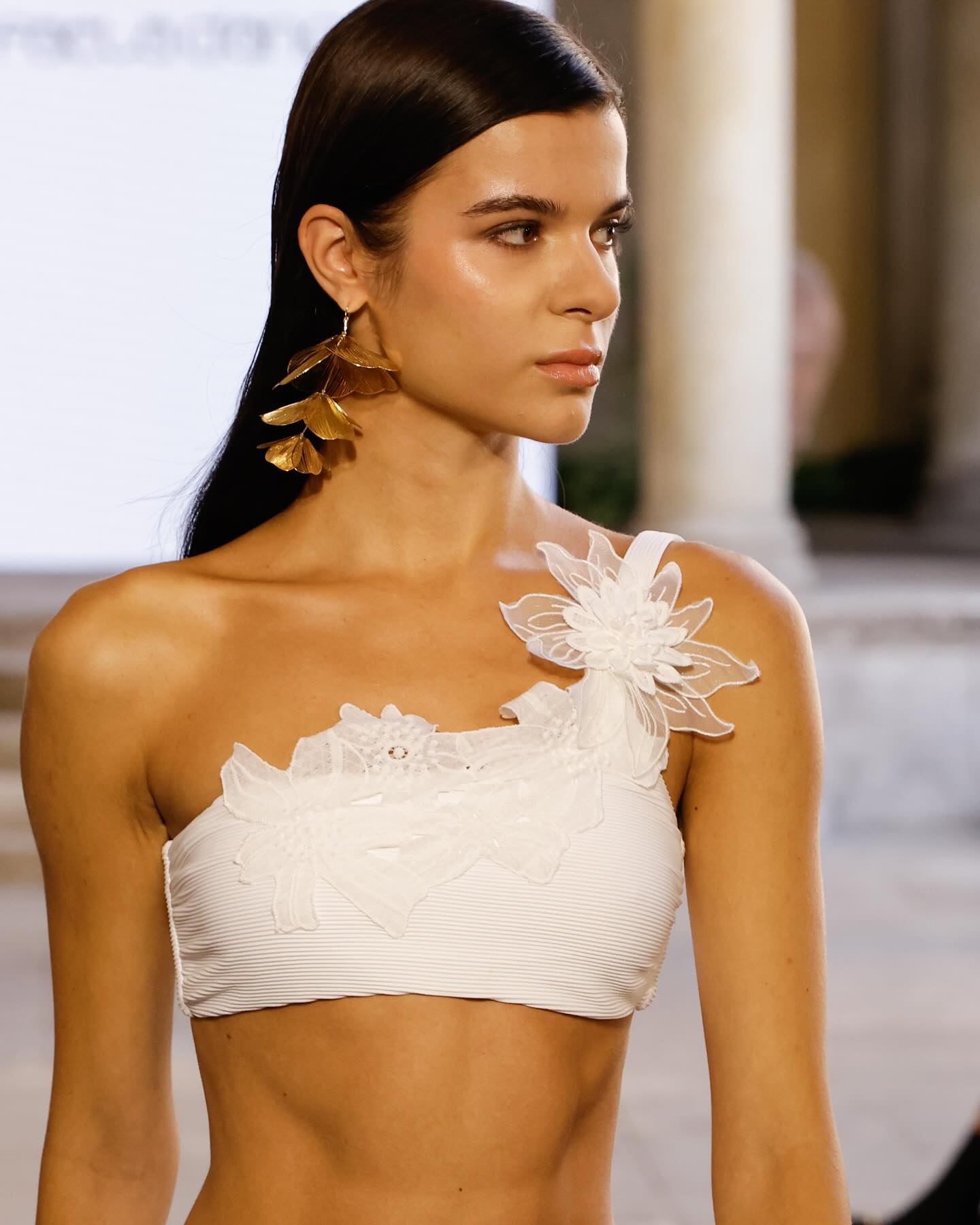 TOP MONOSPALLA CON RICAMO MACRAME' Raffaela D'Angelo