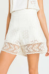 Shorts in sangallo con macramè Twinset